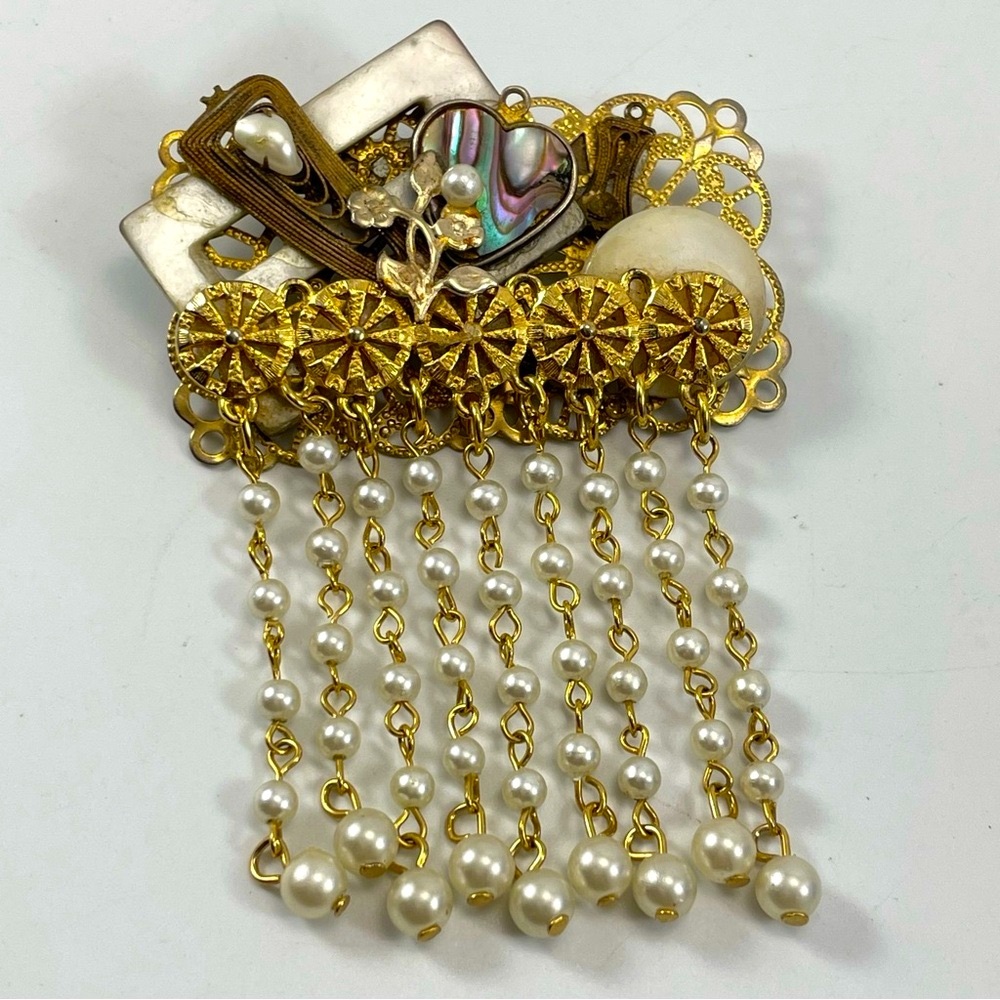 Stunning Vintage Unsigned Gold Tone Abalone Glass Pearl Statement Brooch Pin